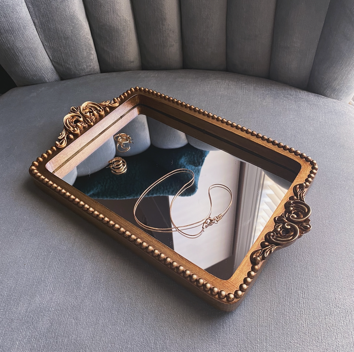 Vintage Decorative Mirror Gold Vanity & Dresser Tray Hanna Roberts Vintage Decorative Mirror Gold Vanity & Dresser Tray Hanna Roberts